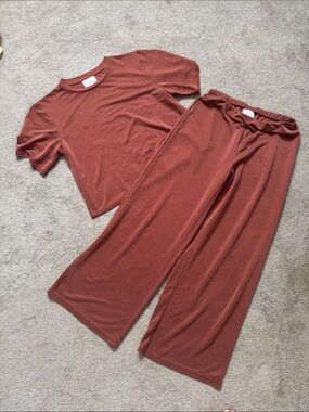 Things Between Rust-Tone Relaxed Tee